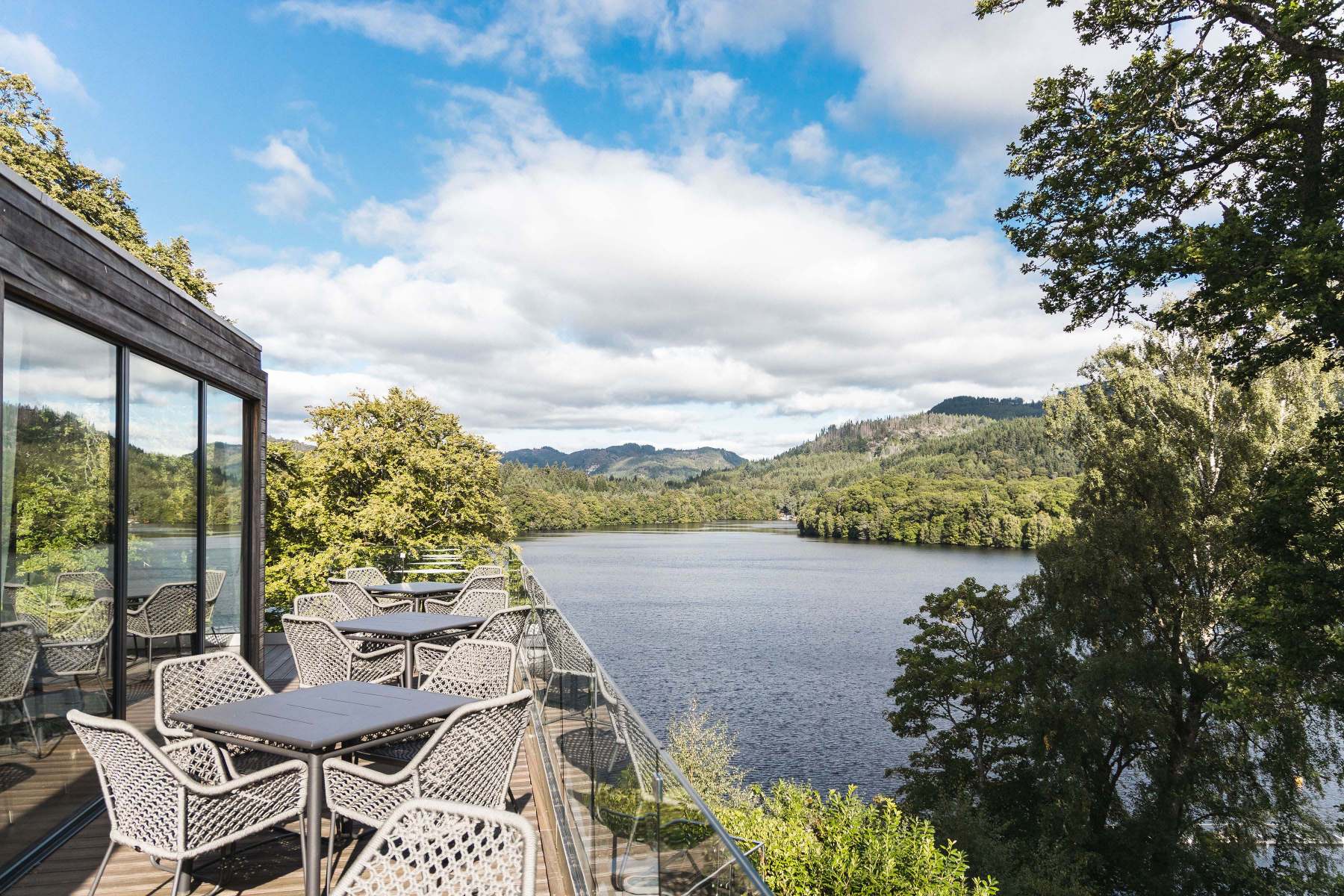 Fonab Castle Hotel Terrace & Lake View