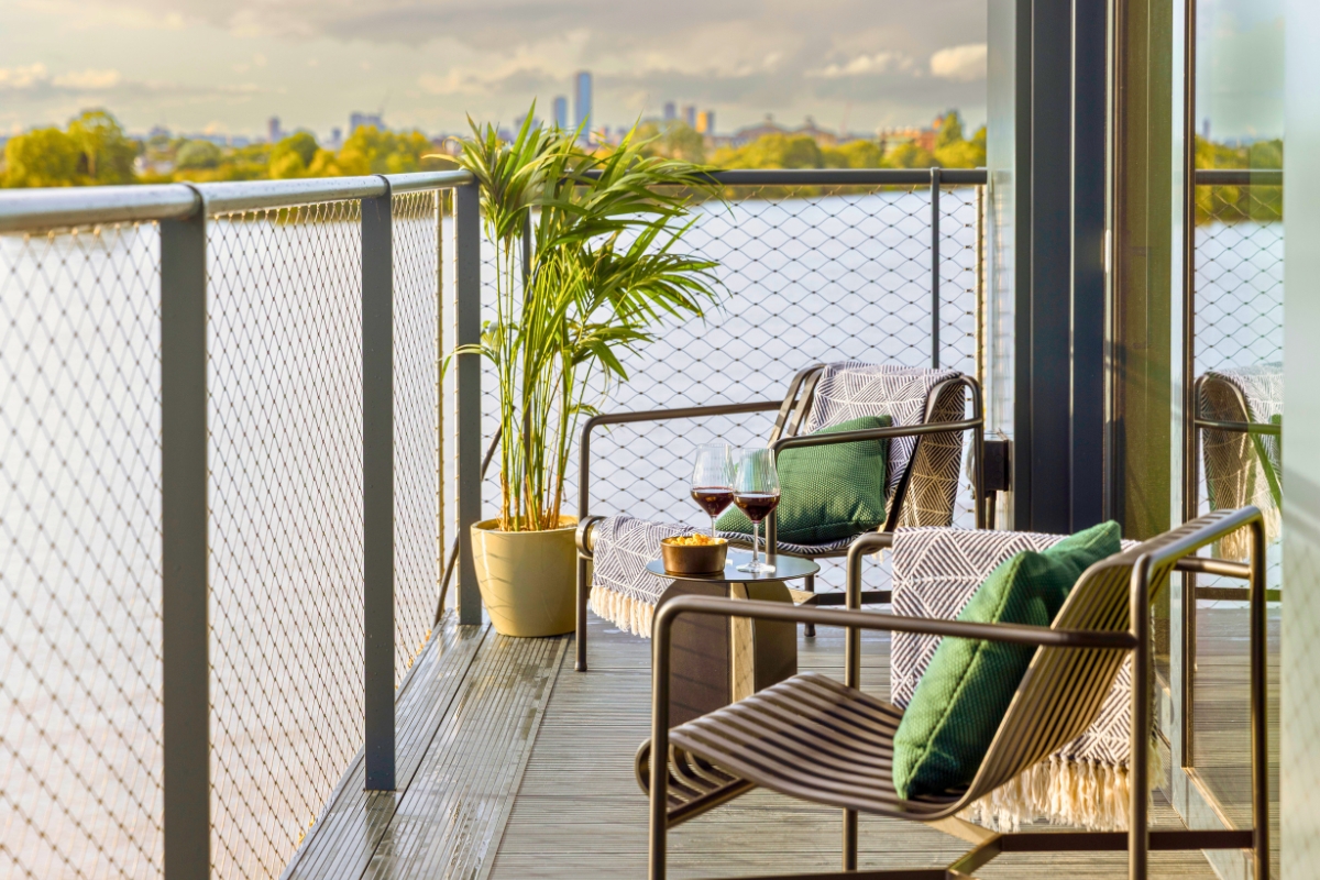 Fulham Pier balcony