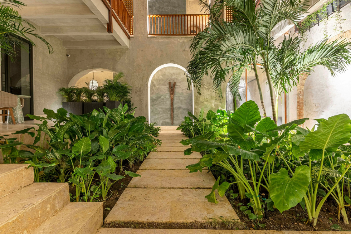 Cinco Quintas Hotel Boutique joins Rosselli AX Privilege and The TownHouse Mykonos in the MICHELIN Key selection